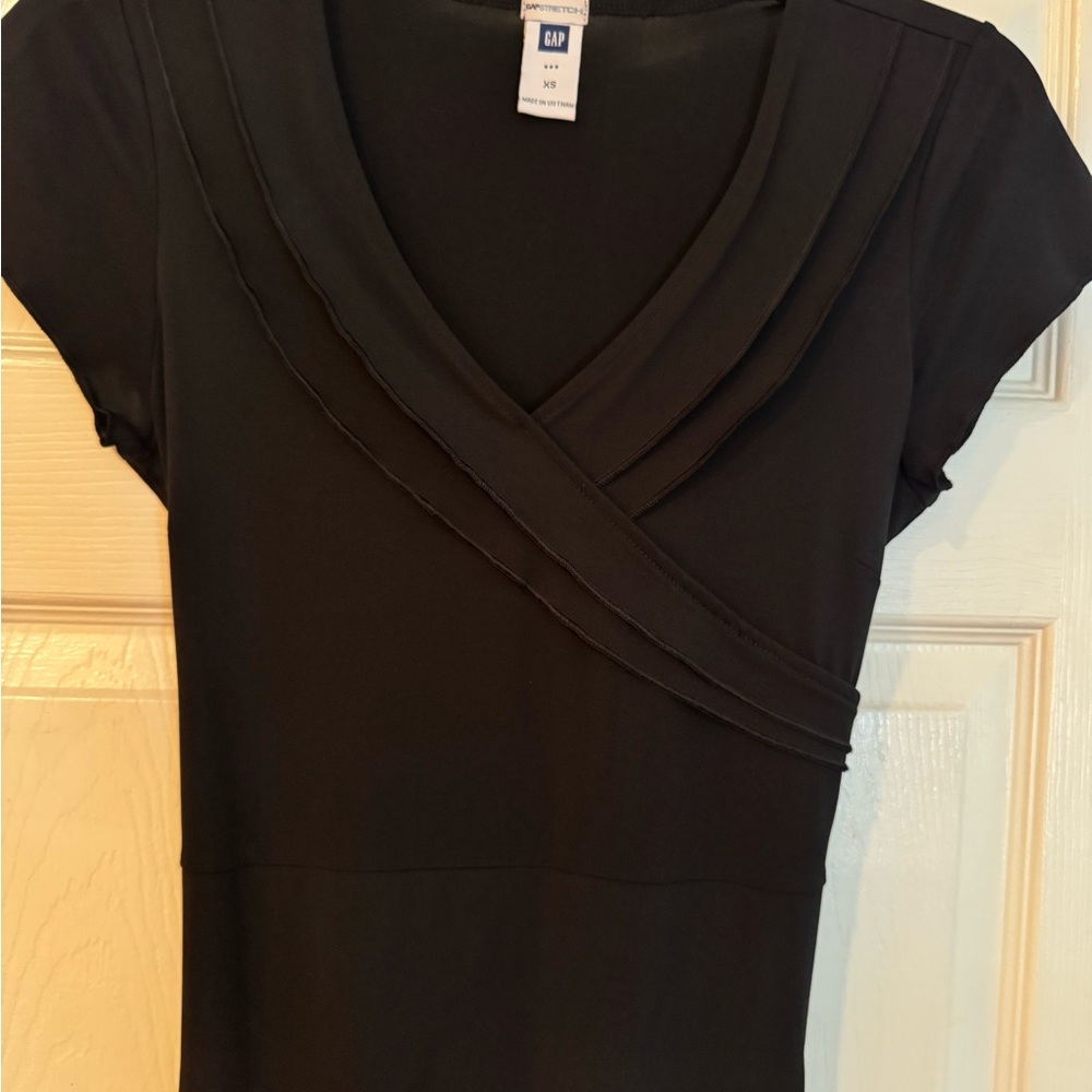 Black GAP Stretch Dress - Picture 2 of 5